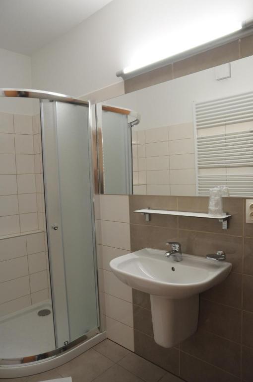 Hotel Kaskada Ledeč nad Sázavou Ruang foto