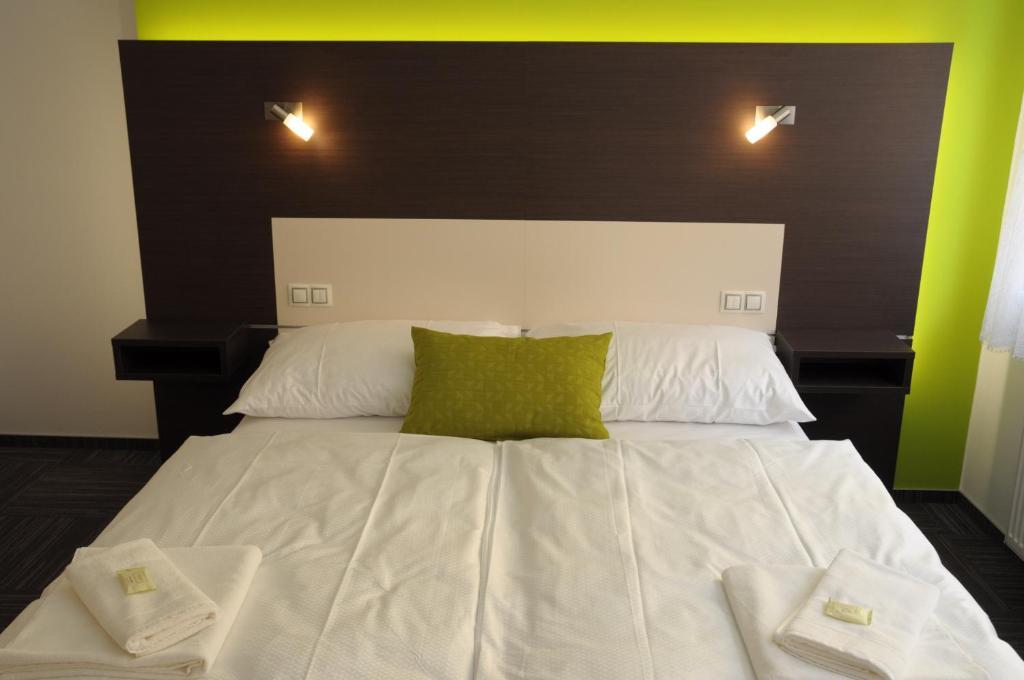 Hotel Kaskada Ledeč nad Sázavou Ruang foto