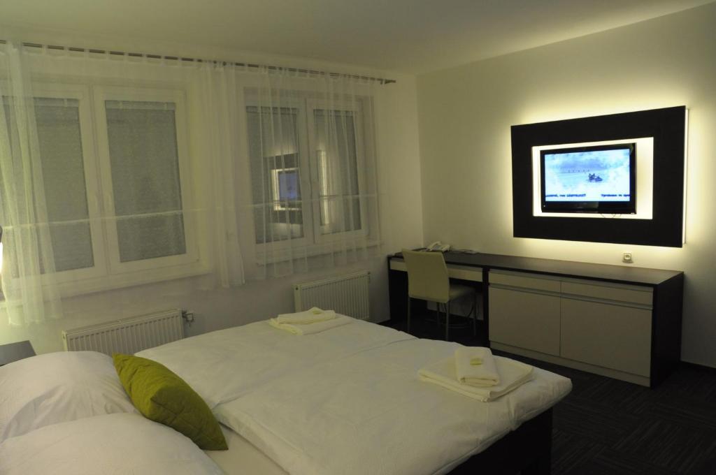 Hotel Kaskada Ledeč nad Sázavou Ruang foto