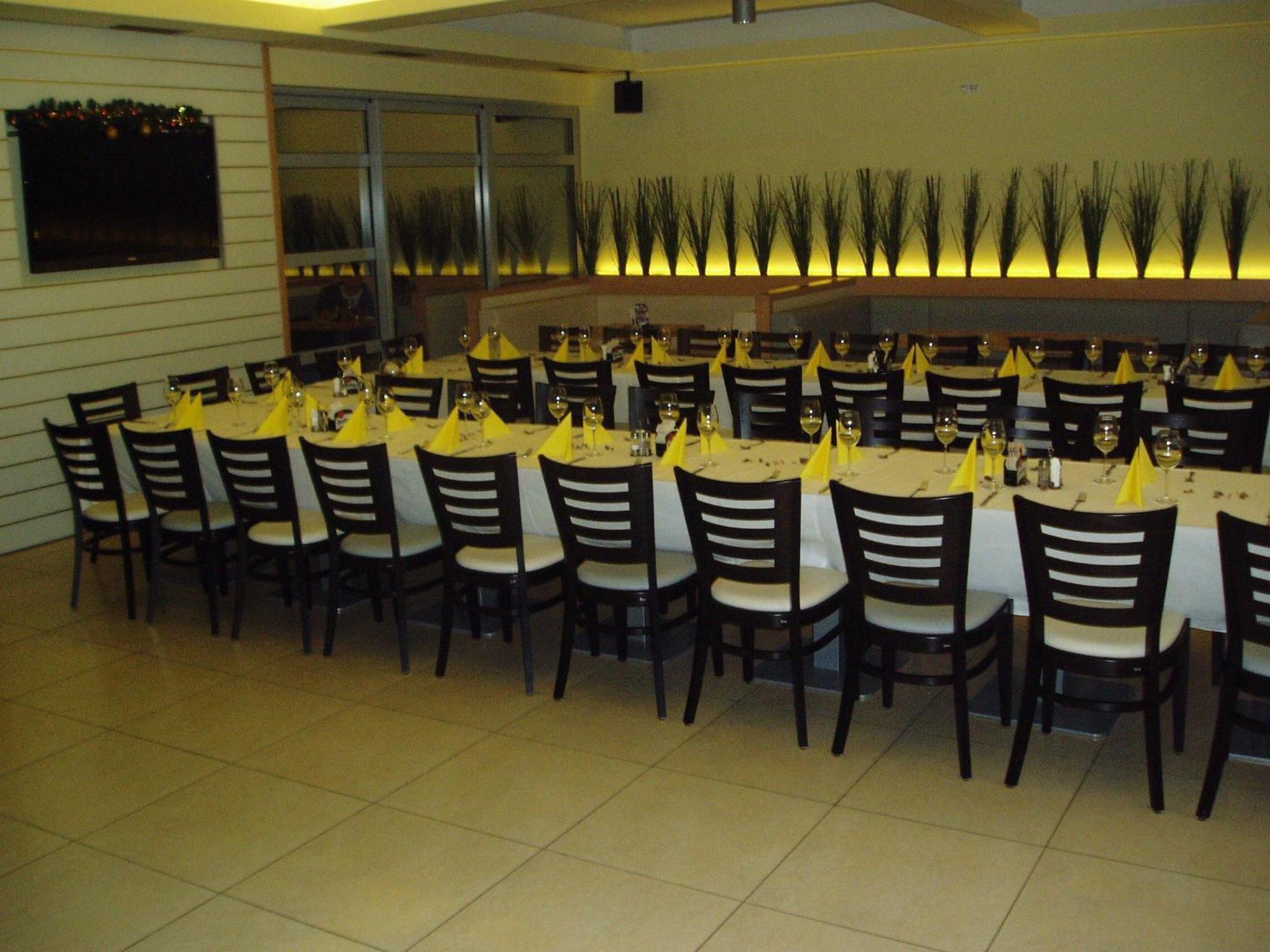 Hotel Kaskada Ledeč nad Sázavou Bagian luar foto