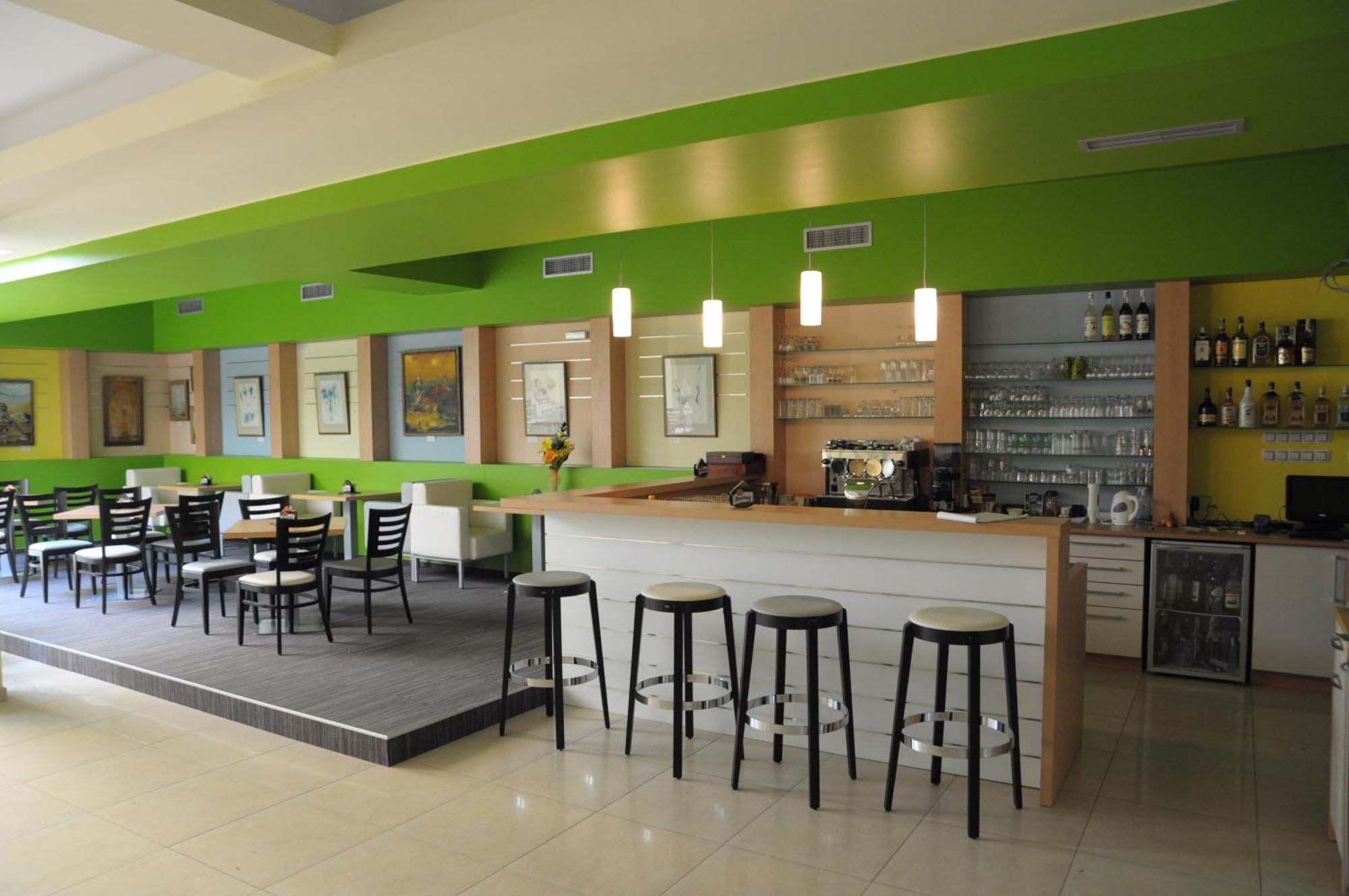 Hotel Kaskada Ledeč nad Sázavou Bagian luar foto