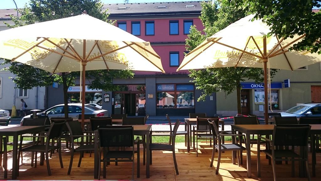 Hotel Kaskada Ledeč nad Sázavou Bagian luar foto